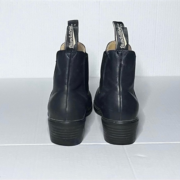 Blundstone Boots Series #1671 - Picture 9 of 16